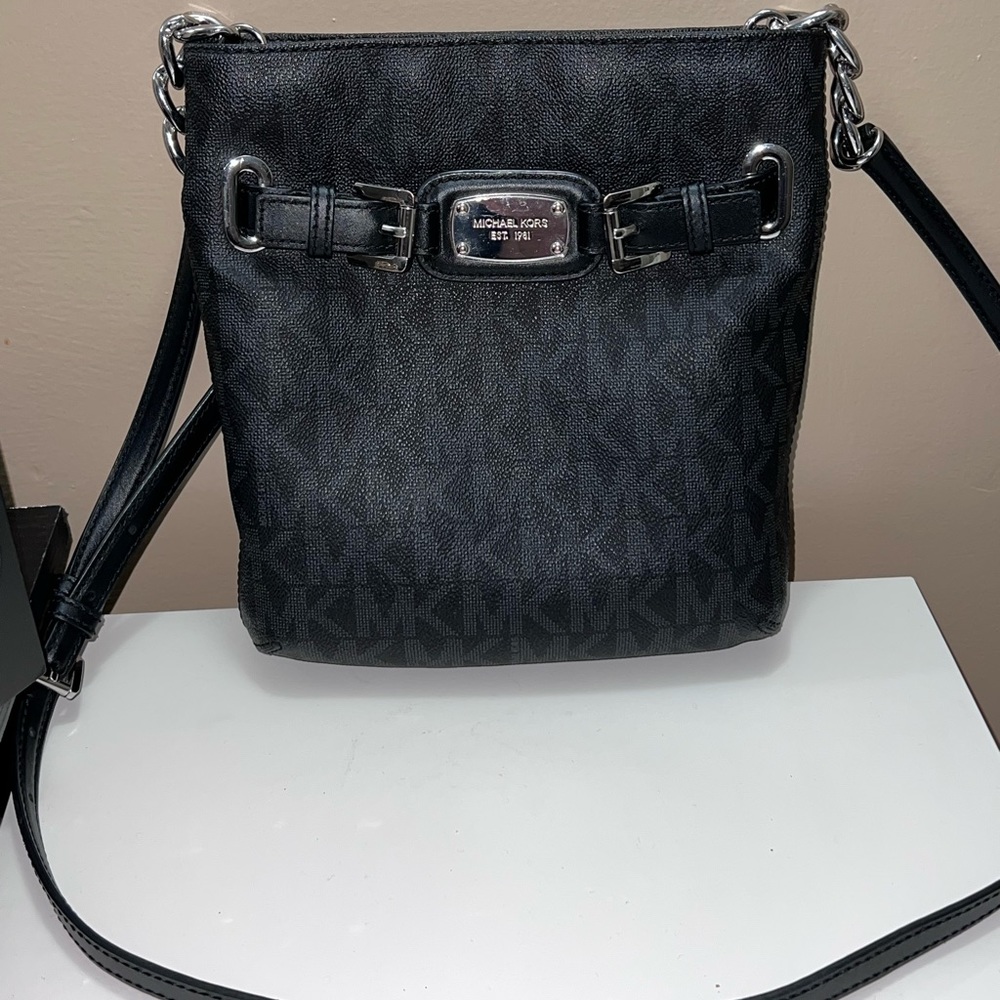 Michael Kors Crossbody Bag